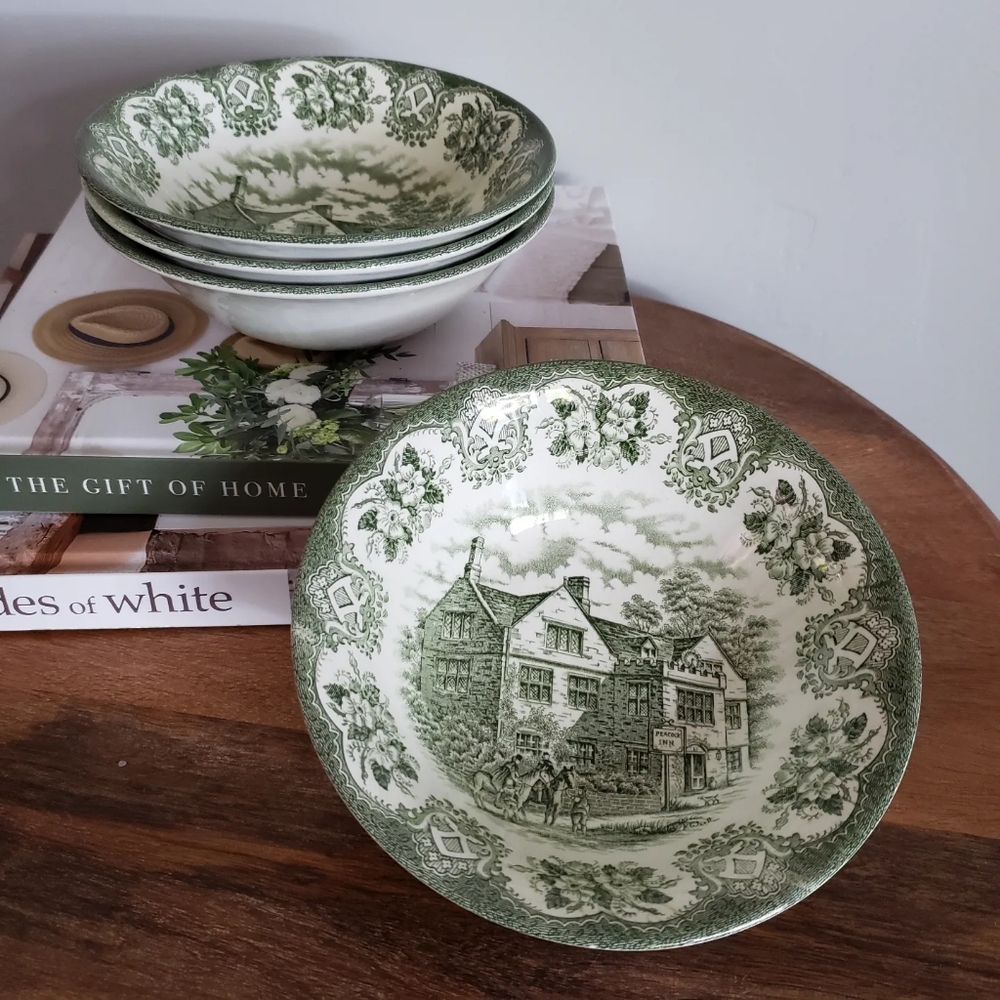 Staffordshire England English Ironstone Old Inns Series Set of 4 Bowls